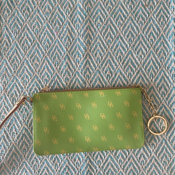Dooney & Bourke Purse & Wristlet Set (Green) w/Gold Hardware. - Picture 10 of 15
